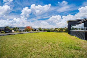 Lake Life Kinloch (Bachcare) - Taupo