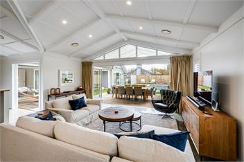 Modern Deluxe (Bachcare) - Havelock North