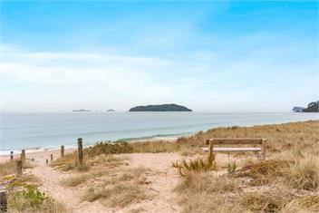 Matahari Beachfront Tairua - Pet Friendly - Tairua