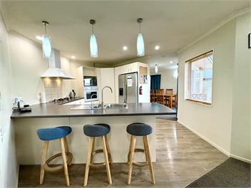 Views and Location - Twizel