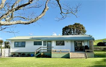 Waihi Getaway (Bachcare) - Waihi Beach