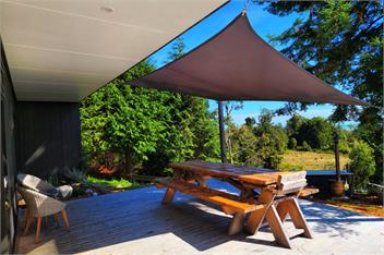 Granite Creek Eco Retreat (powered by the sun) - Karamea