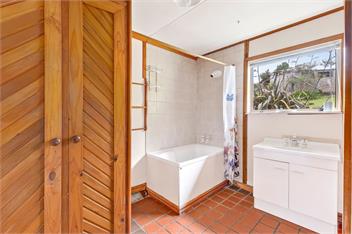 Parapara Lookout Coastal Stay - 