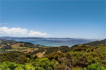 Kūaotunu Heights | Epic Ocean Views & Outdoor Living -