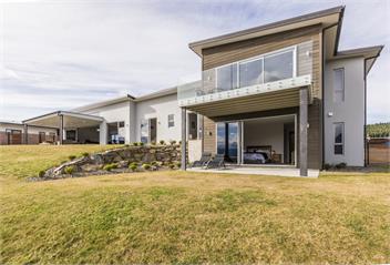 Peninsula Bay Luxury Retreat - Wanaka