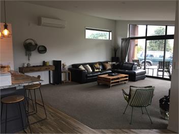 WAIHI BEACH FAMILY HOME - WAIHI BEACH