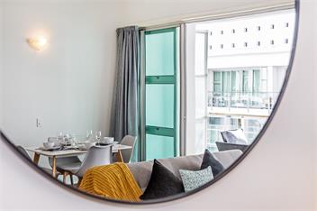 Amazing Viaduct 1 Bedroom, newly refurbished bright and modern apartment - Auckland
