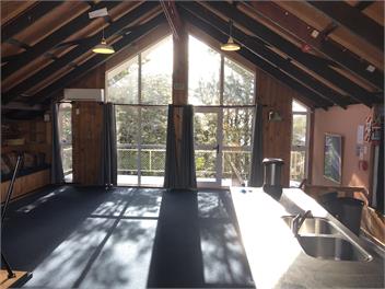 SU Adventure Lodge - Whakapapa Village