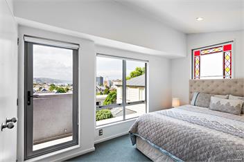 Enjoy Wellington City from our Thorndon TrinketBox so quiet but city close - Wellington