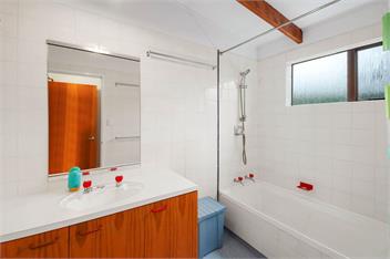 Parehopu Lake House (Bachcare) - Kuratau