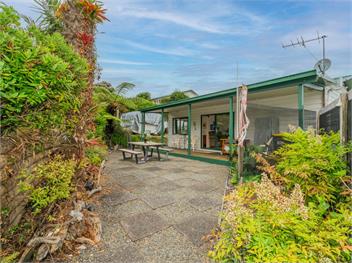 The Bach (Bachcare) - Whitianga