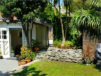 Tiromoana Beachfront Cottage in Worser Bay - Wellington
