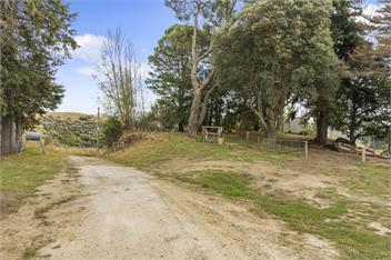Rural Couples Retreat - Pukehina