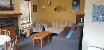 The Bathing Beachouse - Stewart Island