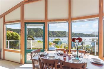 Finlay Waterfront (Bachcare) - Picton