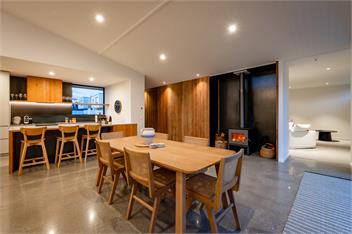 Luxury Fern Burn Retreat, Wanaka - Wanaka