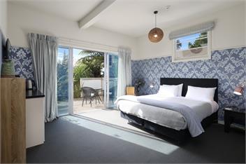 Zatori - A Luxury Paradise for Adventure or Relaxation - Golden Bay