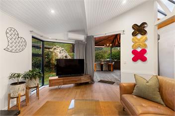 Arrowtown Luxury Escape | Hot Tub, Wood Fire & Central Heating - Arrowtown