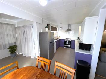 Rotorua Holiday Home - Prime Location - Garden - Rotorua