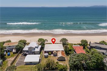 Poppy's Beach House (Bachcare) - Whangapoua