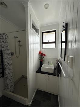 Twin Oaks Cottage - Nelson