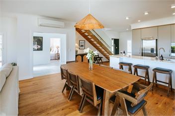 Penshurst | Sleeps 8 | Spa Pool - Wanaka