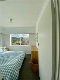 Cable Bay Moana View House -