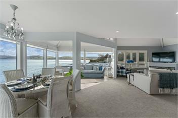 Hampton Cottage by the Lake (Bachcare) - 