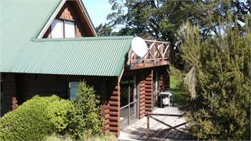 Corsican Lodge - Spacious log chalet with free WIFI - Mount Lyford