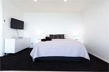 Aqua Heights - Stunning Apartment with Sea Views! - Nelson