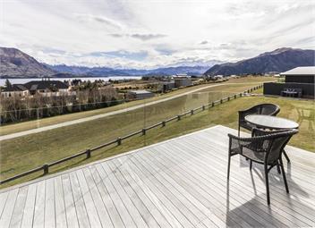 Peninsula Bay Luxury Retreat - Wanaka