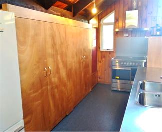 SU Adventure Lodge - Whakapapa Village