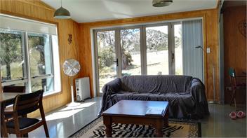 Queensberry cottage - Cromwell