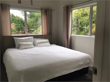 Luxury, Large, Modern Beach Home - Whangarei