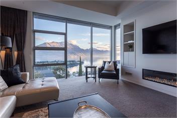 Views on Edinburgh | Queenstown Hill Luxury - Queenstown