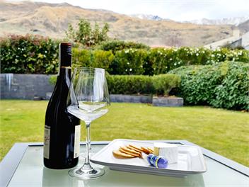 Mt Roy View Apartment - Wanaka