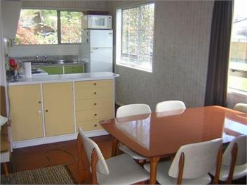The Lakehouse Bach (Bachcare) - Lake Rotoiti