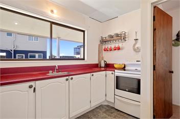 Coastal Charm (Bachcare) - Waihi Beach