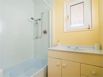 Poppy's Beach House (Bachcare) - Whangapoua