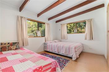 Goodall Crib (Bachcare) - Wanaka