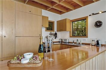 Wai Marino - the deluxe tree house -Taupo - Taupo