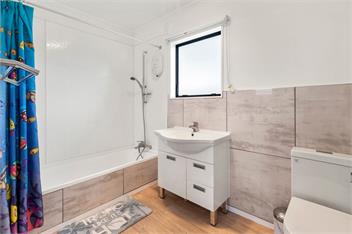 Snells Seaside Bach (Bachcare) - Snells Beach
