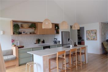 Hilltop Retreat - Raglan