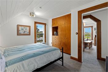 The Professor's Beach House (Bachcare) - Dunedin