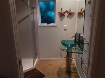 Ocean Beach Honey (Bachcare) - Tairua