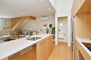 Urban Escape – Addington Townhouse- Walk to Stadium & Cafes to Stadium and Cafes - Christchurch