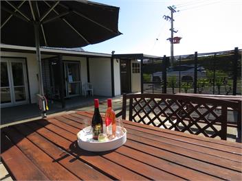 Okahu Vineyard Stay - Northland