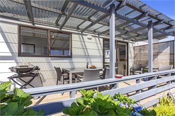 Beverley Hills Cottage - Whangamata