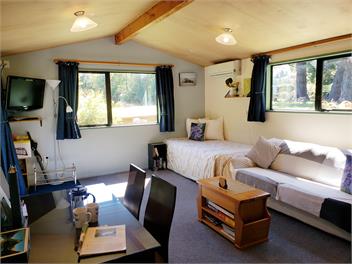 Height of Dunedin Farmstay Cottage - Dunedin