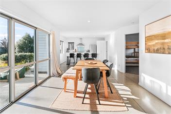 The Modern Retreat - Albert Town